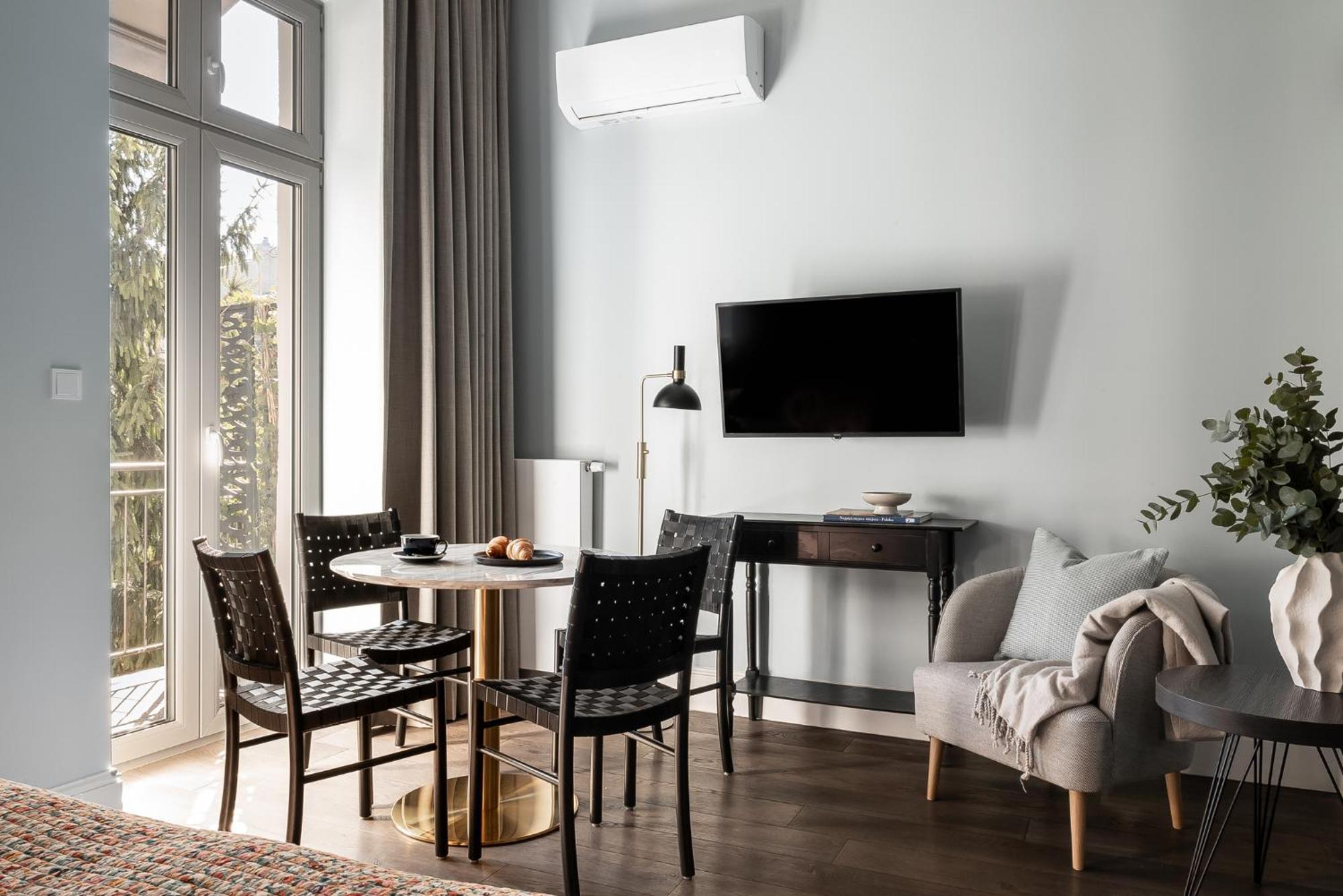 Two-Bedroom Deluxe Apartment Balcony